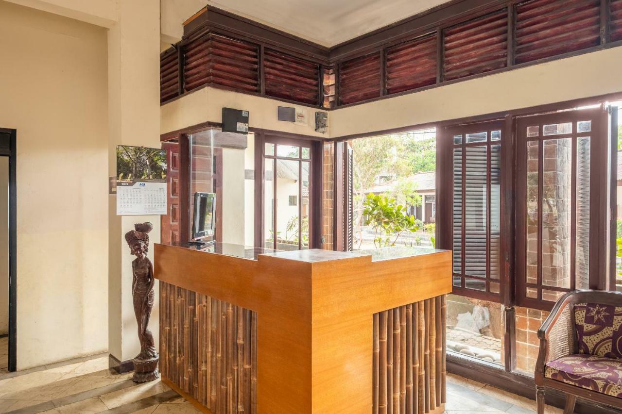 Oyo 951 Cempaka Ratu Beach Resort Sukabumi Kültér fotó